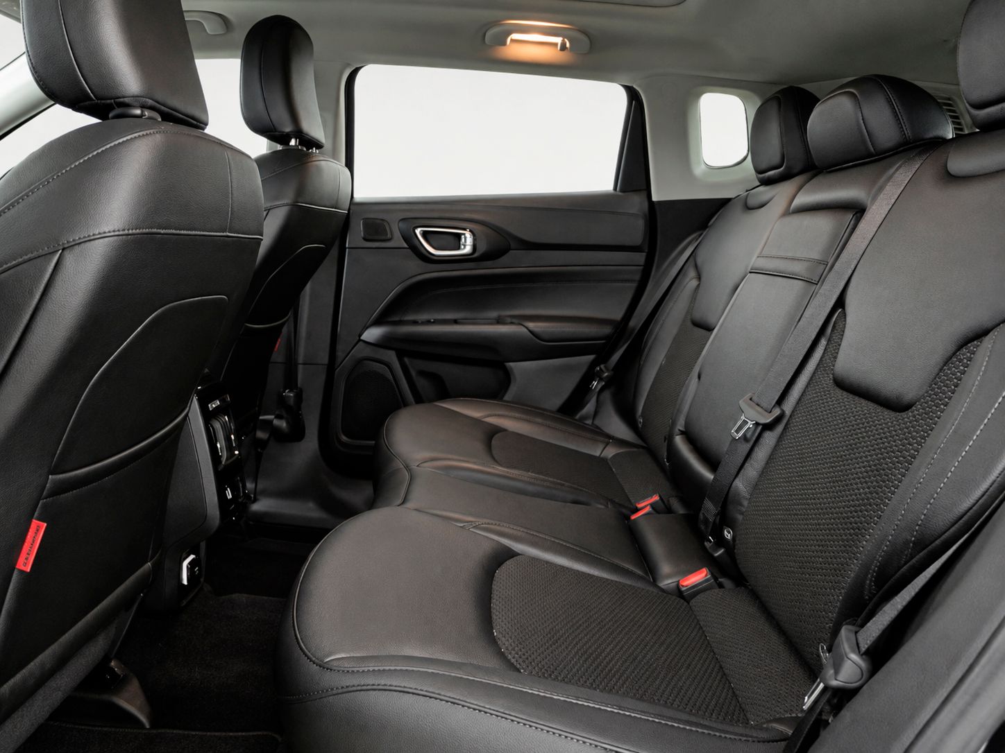 Jeep Compass 1.3 PHEV Trailhawk AWD - foto 12