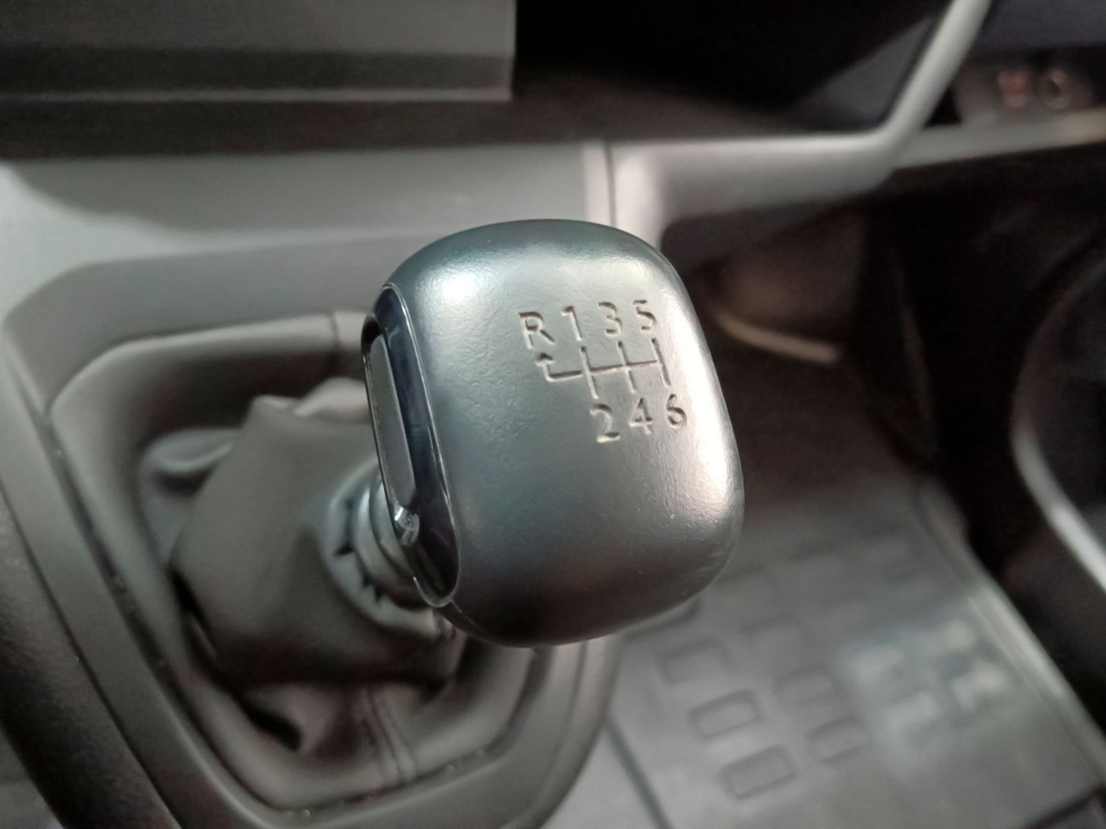Fiat Scudo Furgon 1.5 BlueHDi L2 - foto 14
