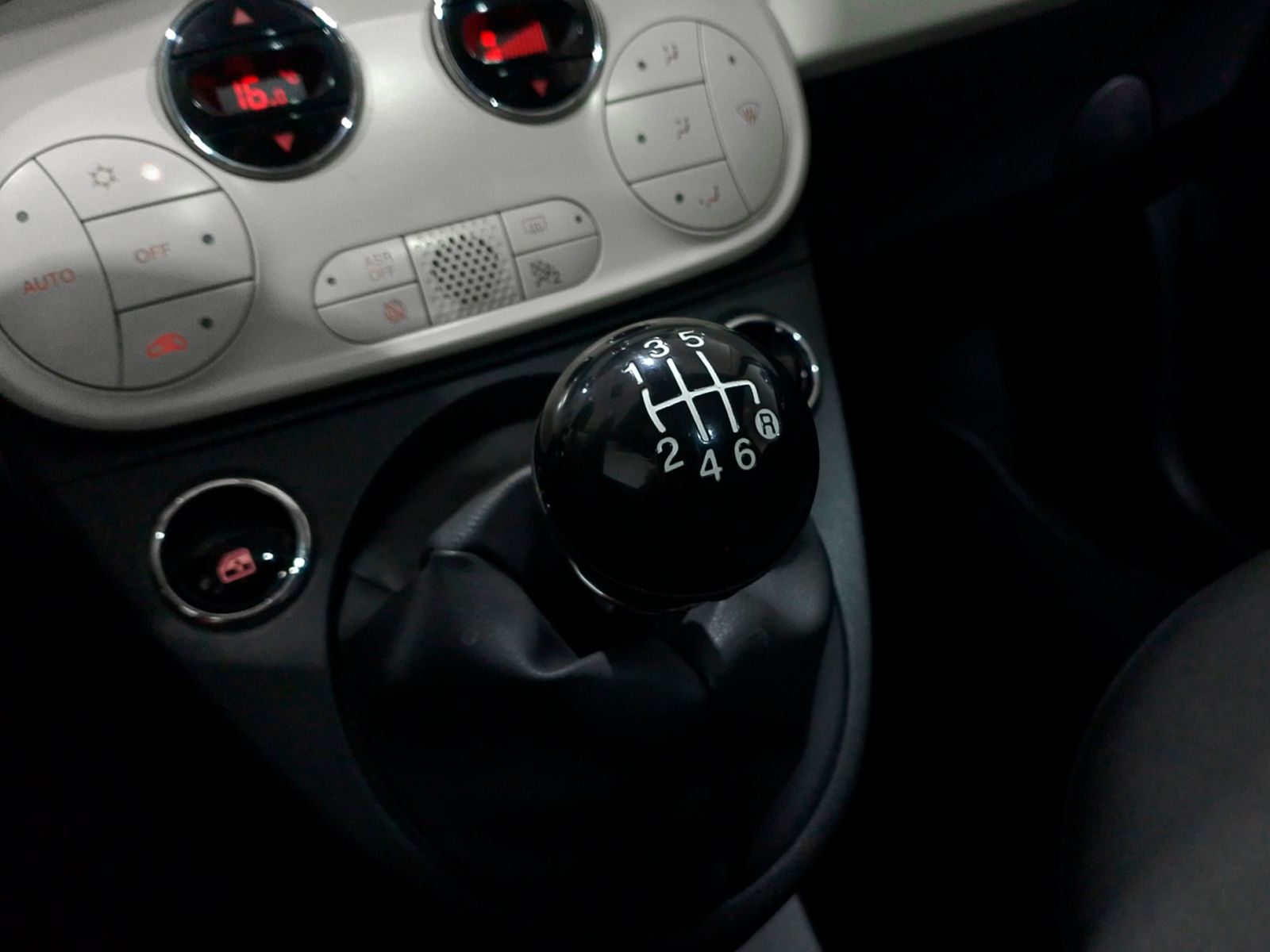 Fiat 500 1.0 Hybrid Dolcevita - foto 16