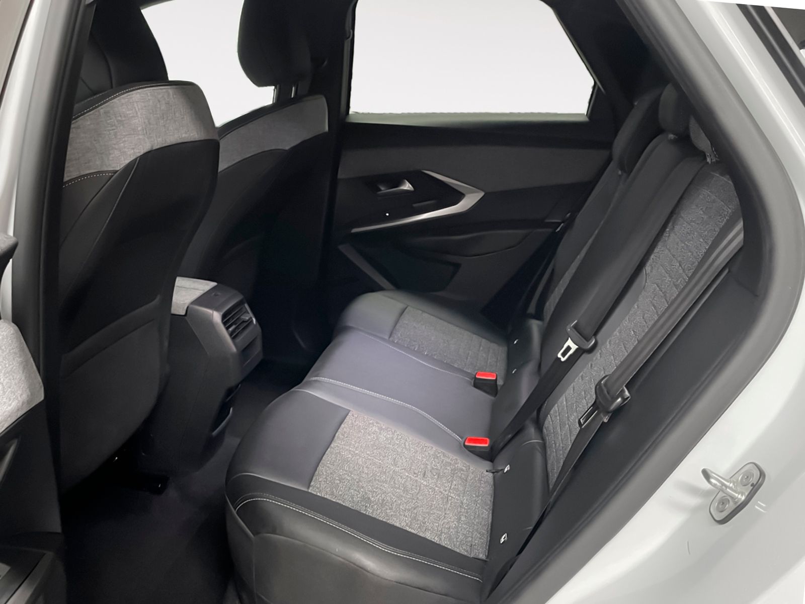 Peugeot 3008 1.2 Allure eDCS6 - foto 11