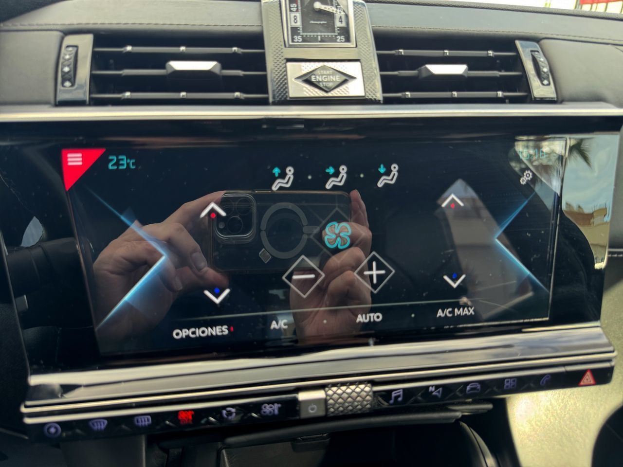DS DS 7 Crossback E-Tense 300 Rivoli 4WD - foto 20