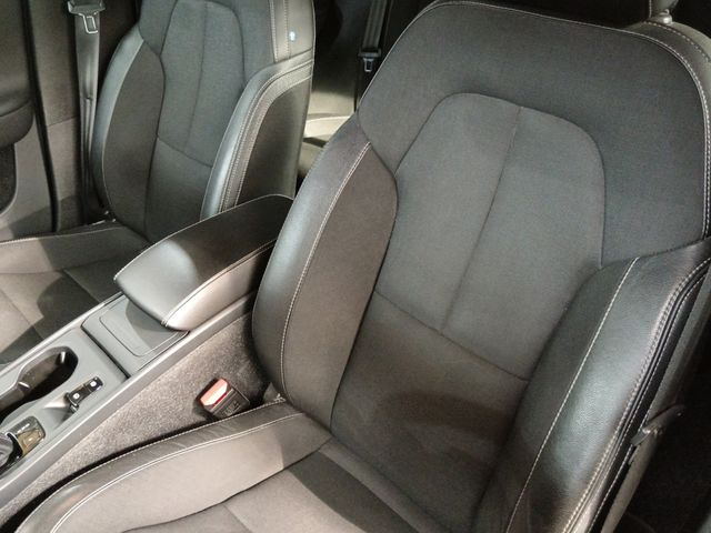 Volvo XC40 D3 Momentum - foto 21