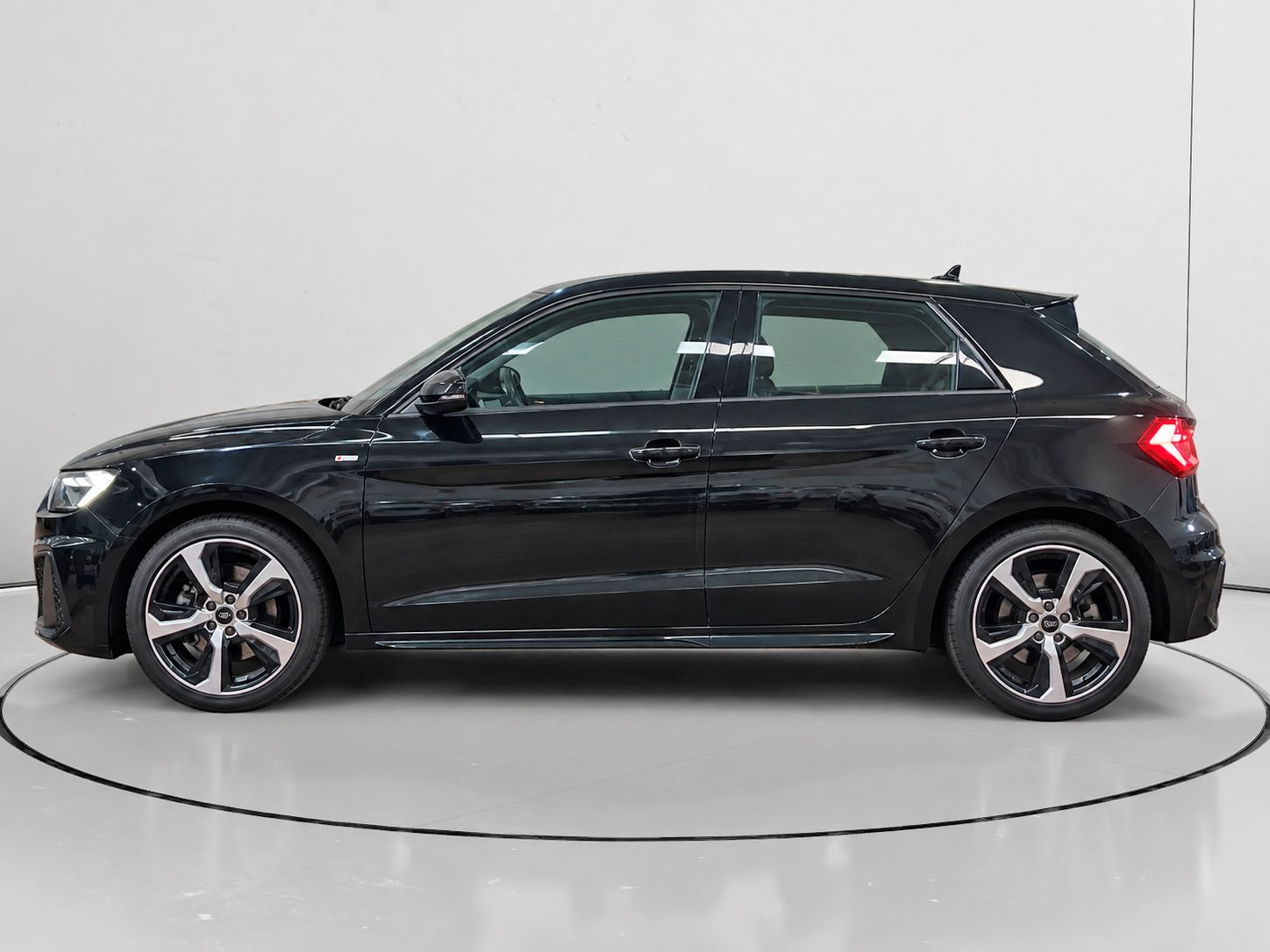 Audi A1 Adrenalin 30 TFSI - foto 6