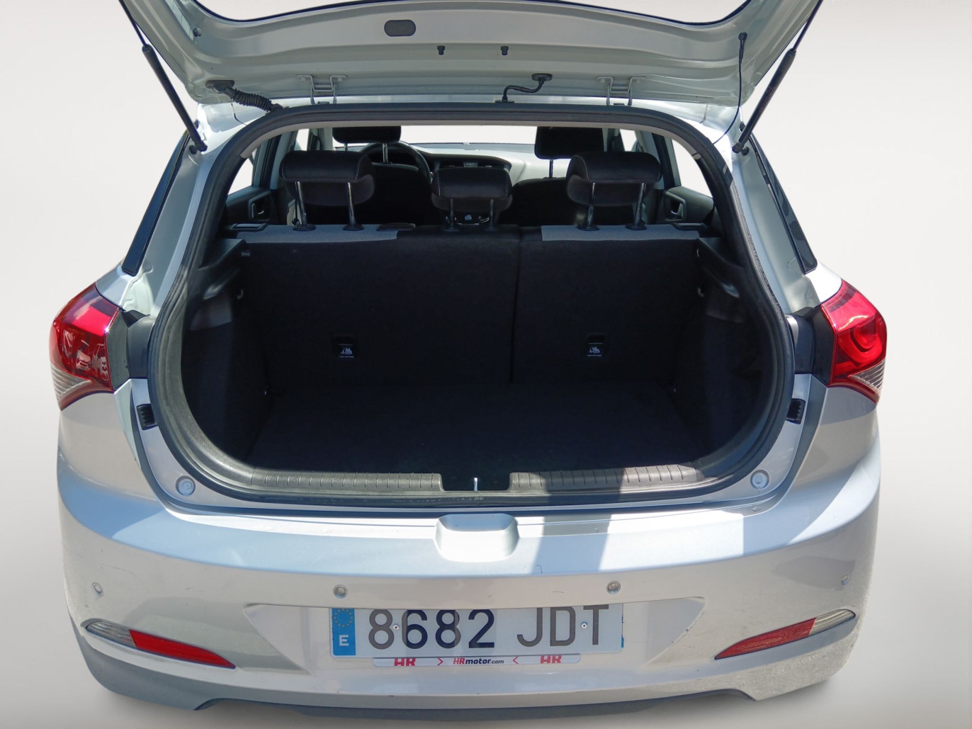 Hyundai i20 1.4 CRDi Klass - foto 11