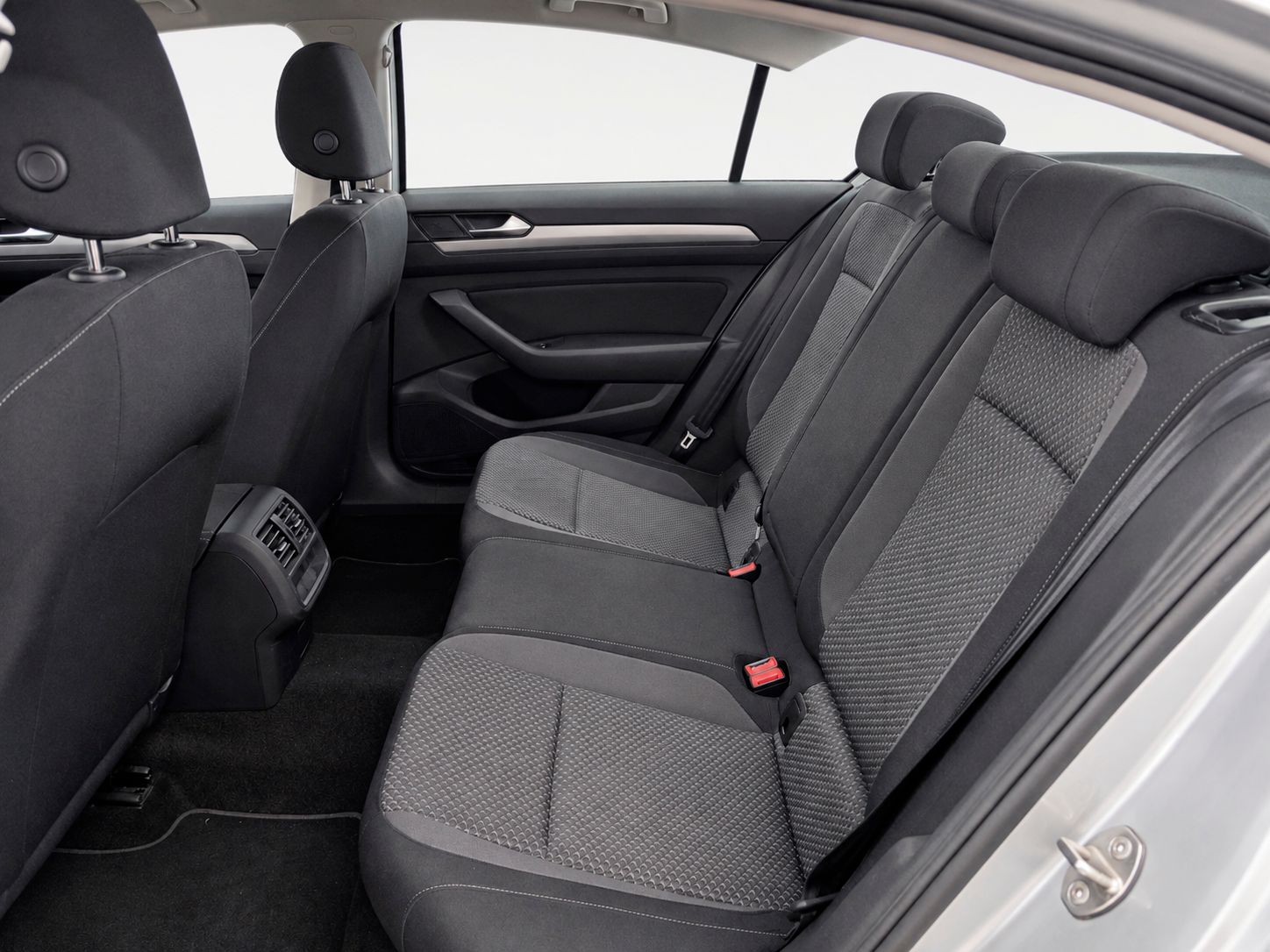 Volkswagen Passat Business 2.0 TDI - foto 11