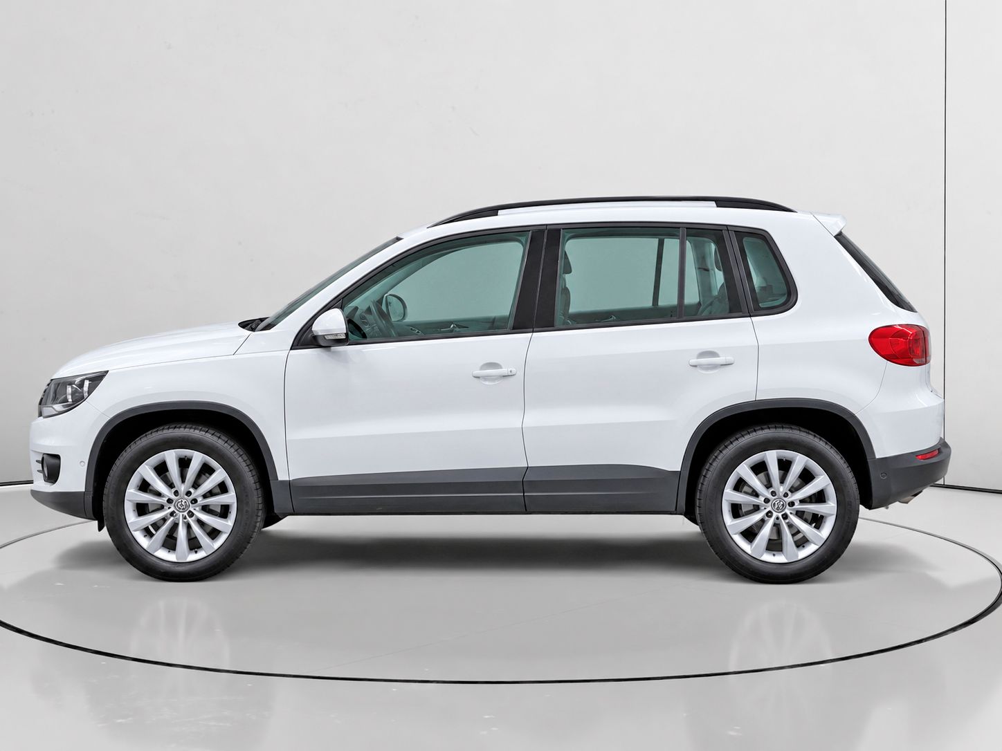 Volkswagen Tiguan T1 2.0 TDI BMT 4x2 - foto 6