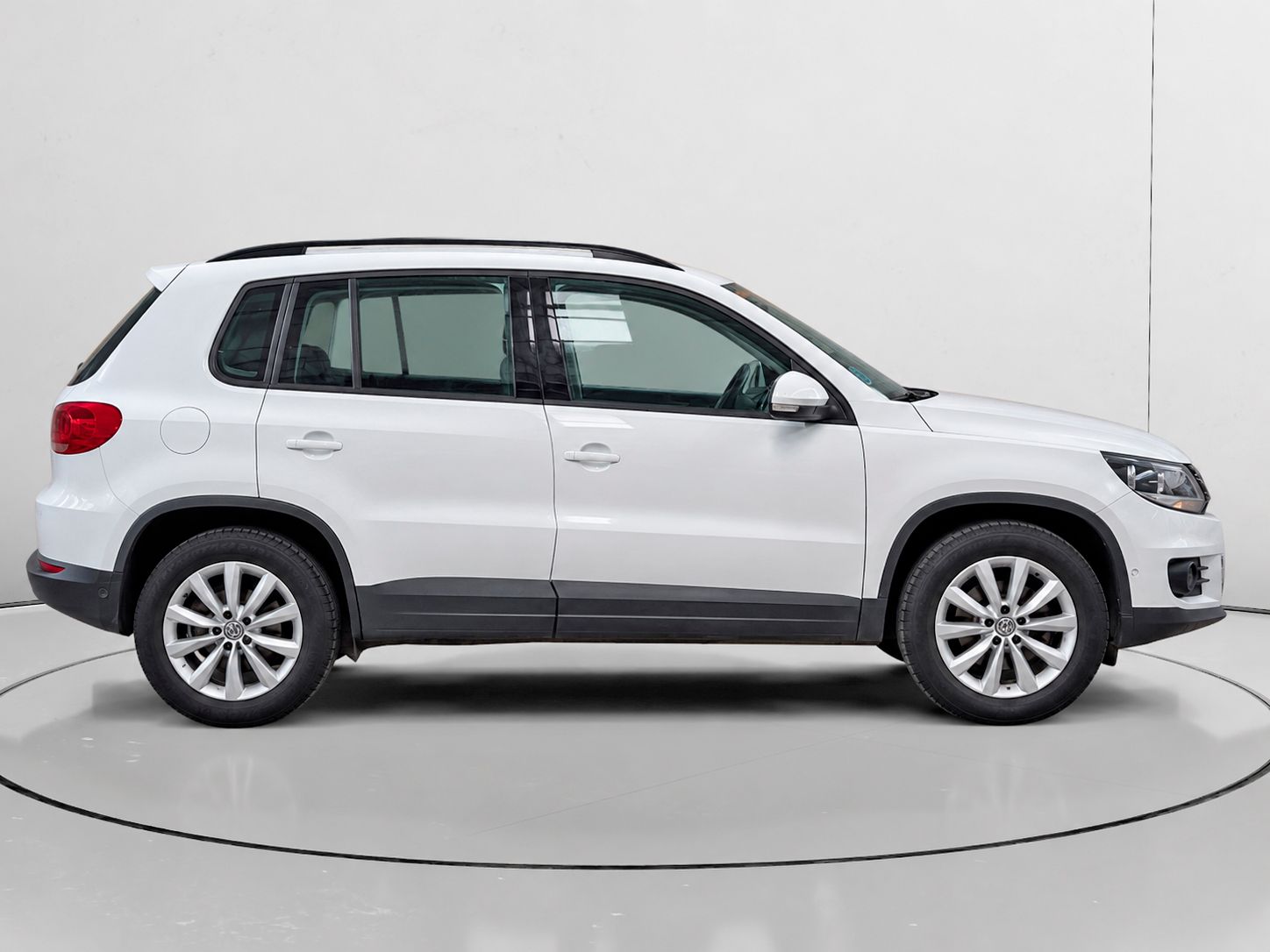 Volkswagen Tiguan T1 2.0 TDI BMT 4x2 - foto 2