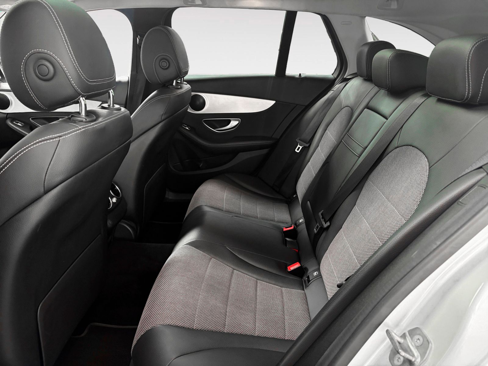 Mercedes-Benz Clase C Estate 220 d - foto 12