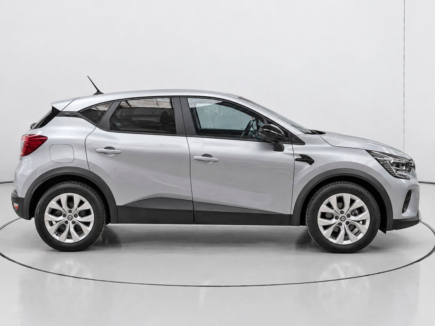 Renault Captur Intens TCe 140 Micro Híbrido GPF - foto 2