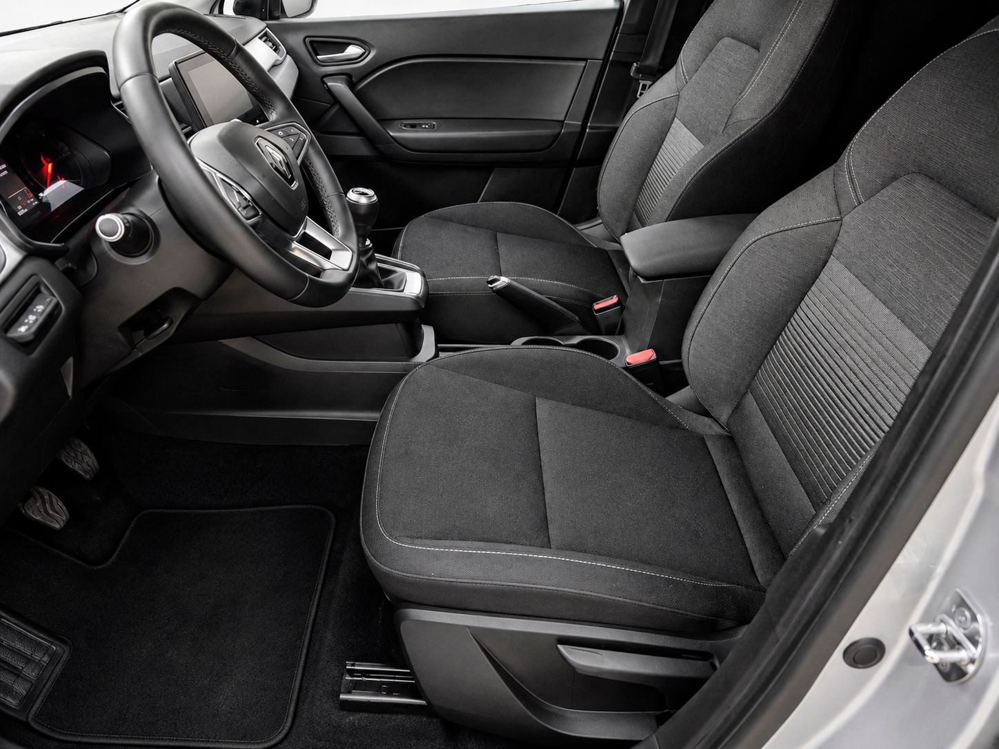 Renault Captur Intens TCe 140 Micro Híbrido GPF - foto 11