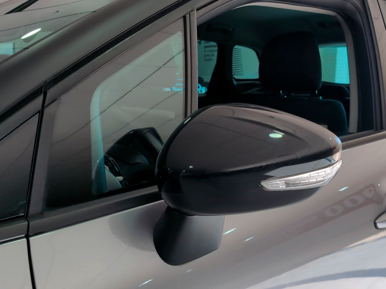 Citroën C3 Aircross PureTech 110 Plus - foto 21