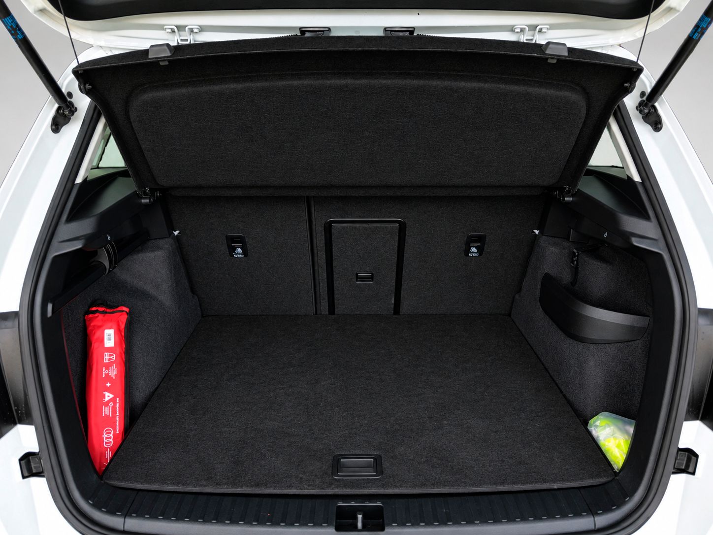 Škoda Karoq 2.0 TDI Ambition 4x4 DSG - foto 14