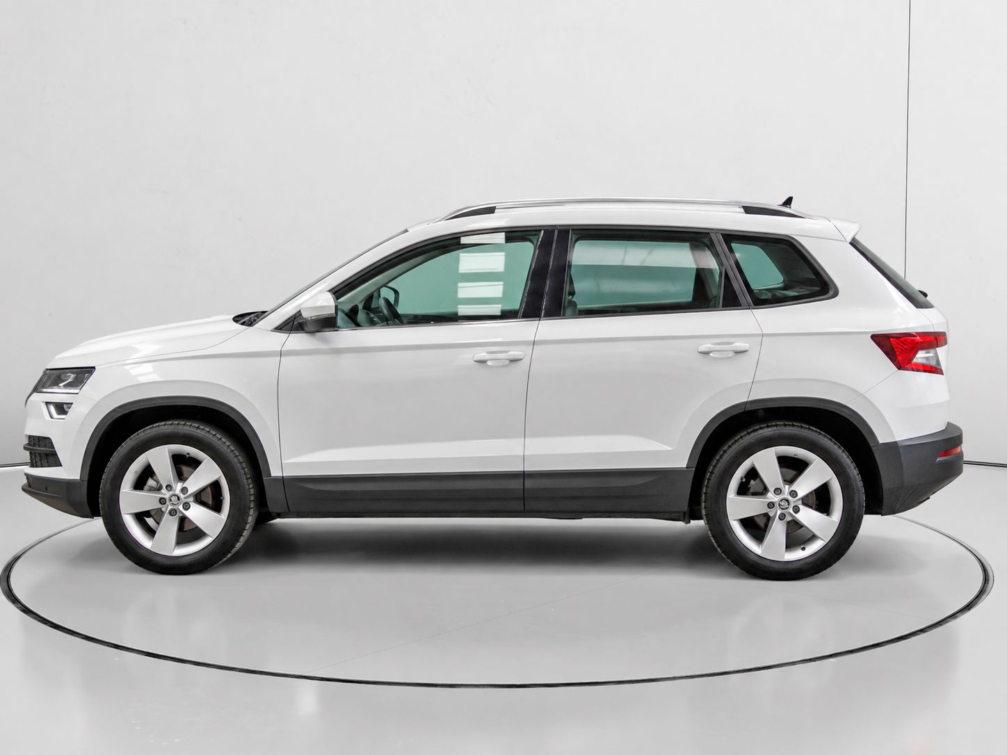 Škoda Karoq 2.0 TDI Ambition 4x4 DSG - foto 6