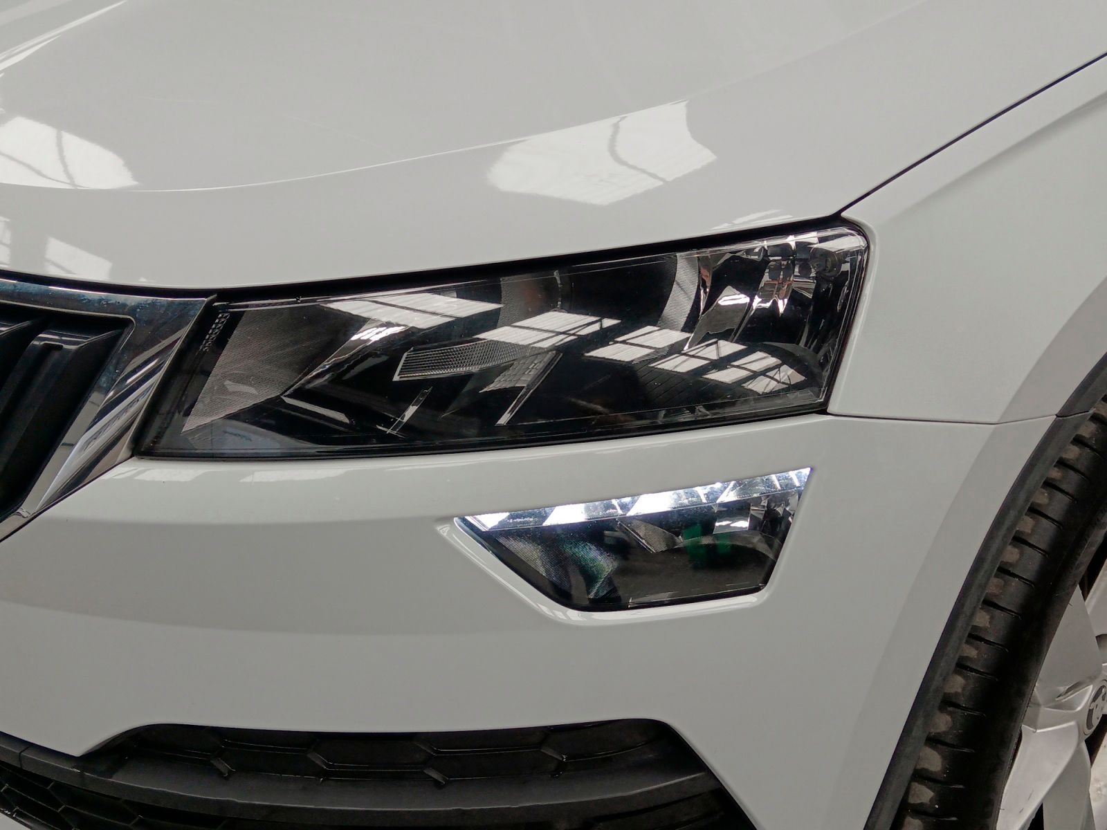 Škoda Karoq 2.0 TDI Ambition 4x4 DSG - foto 23