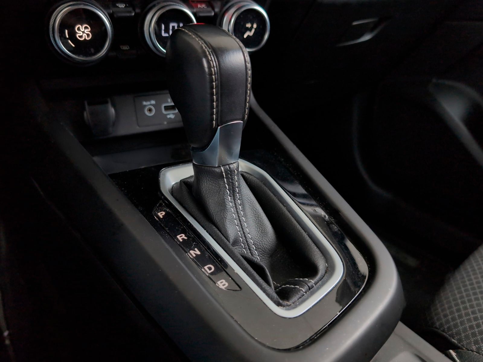 Renault Arkana Techno E-Tech full hybrid 145 EDC - foto 14