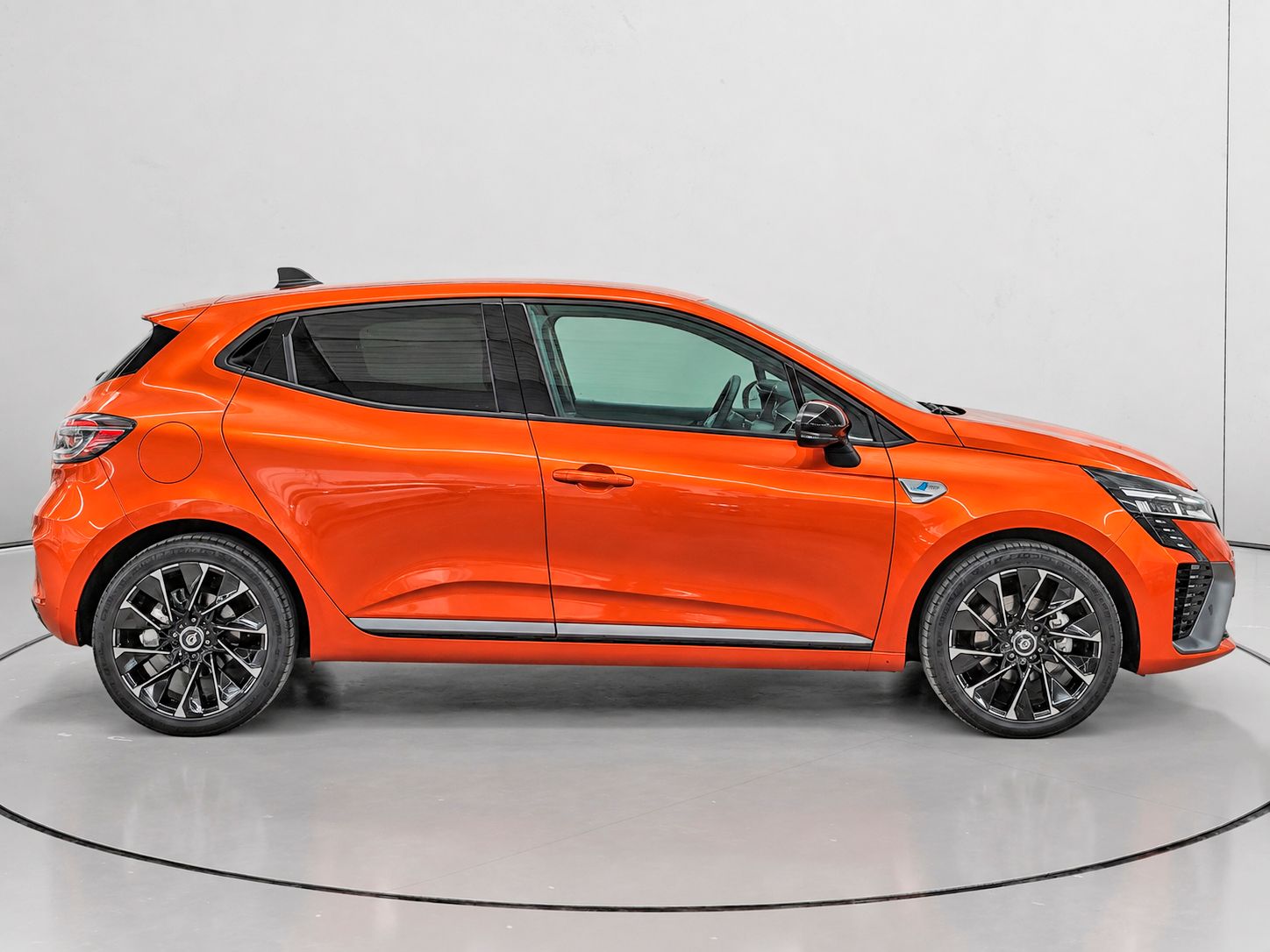 Renault Clio Esprit Alpine E-Tech - foto 2