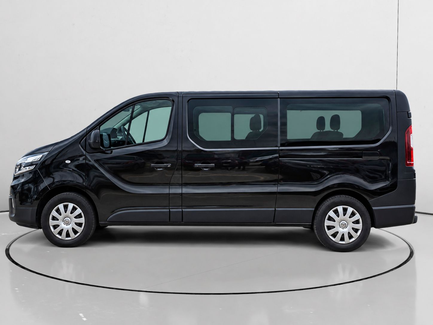 Nissan NV300 Combi 2.0 dCi L1H1 1T Premium - foto 6