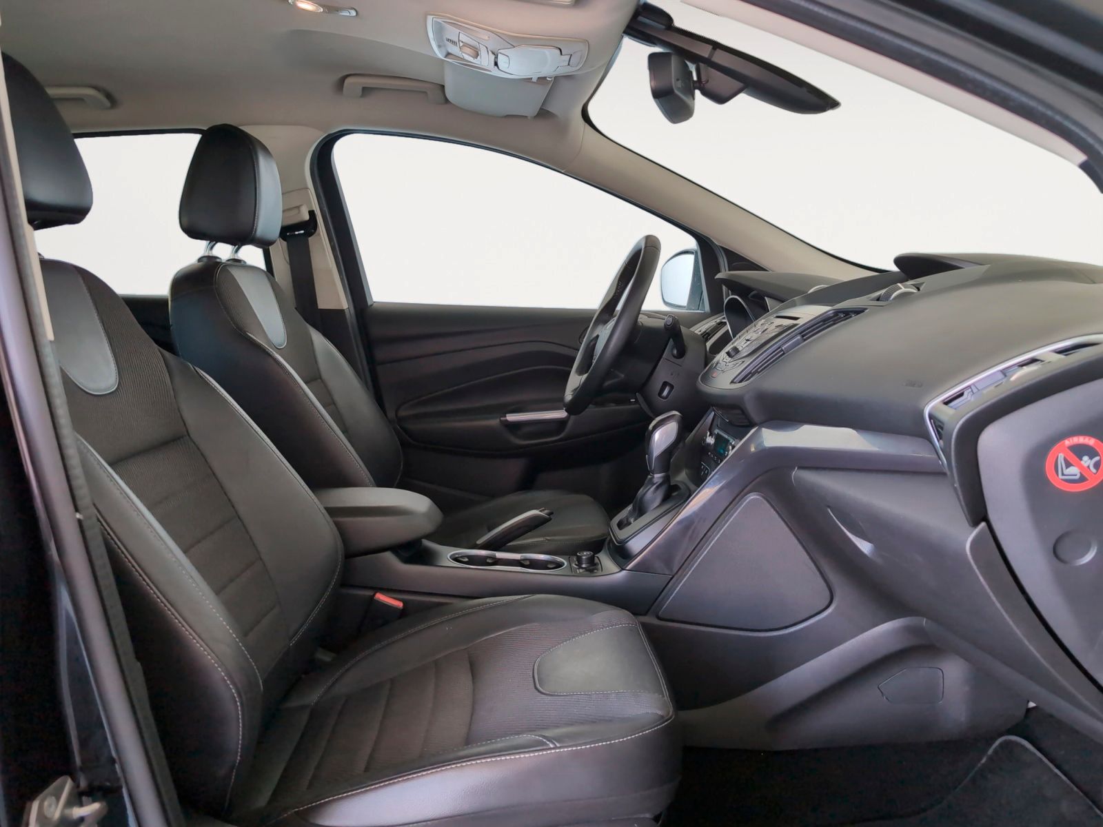 Ford Kuga 2.0 TDCi Titanium 4x4 Powershift - foto 13