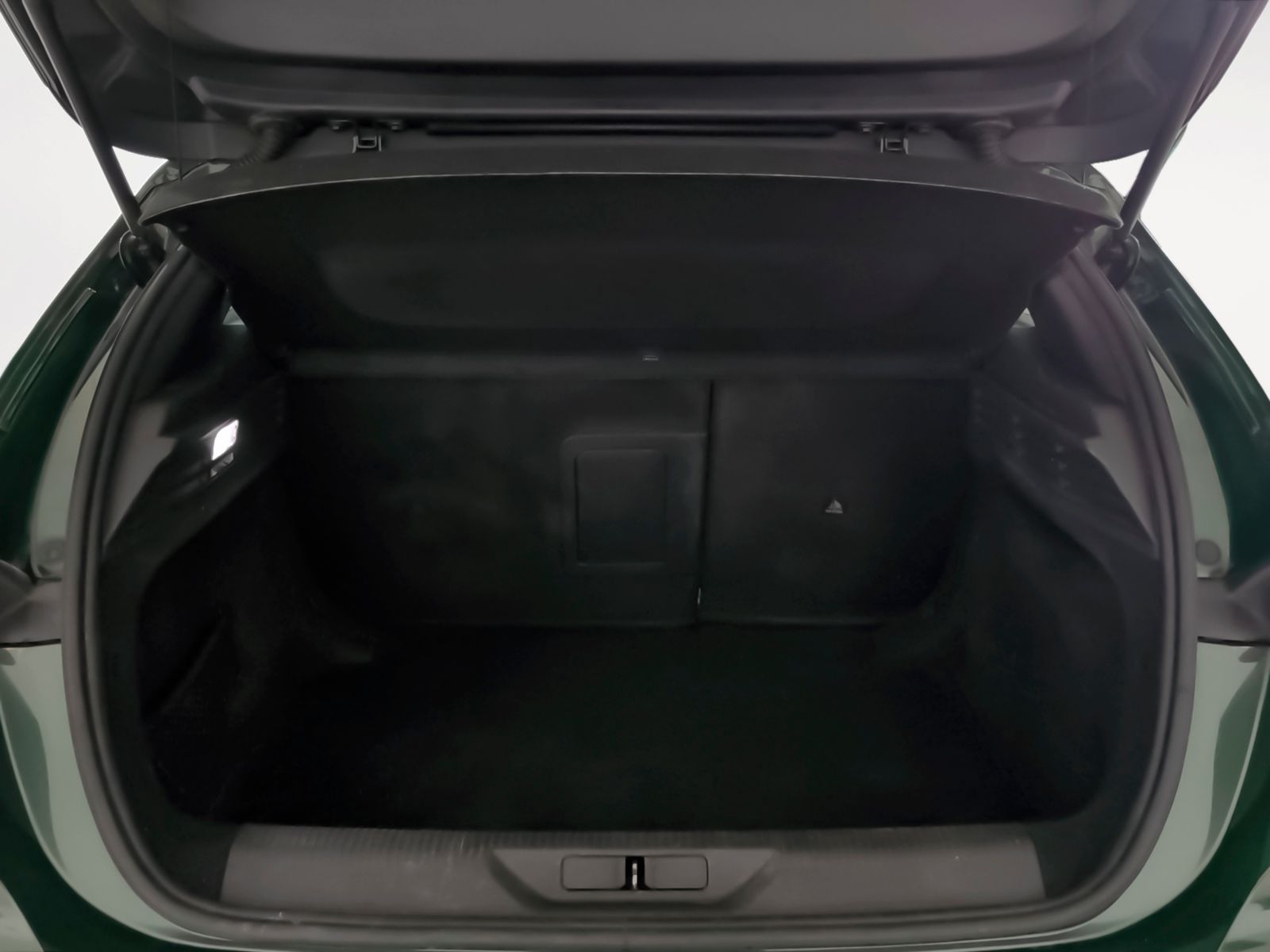 Peugeot 308 BlueHDi 130 GT EAT8 - foto 14