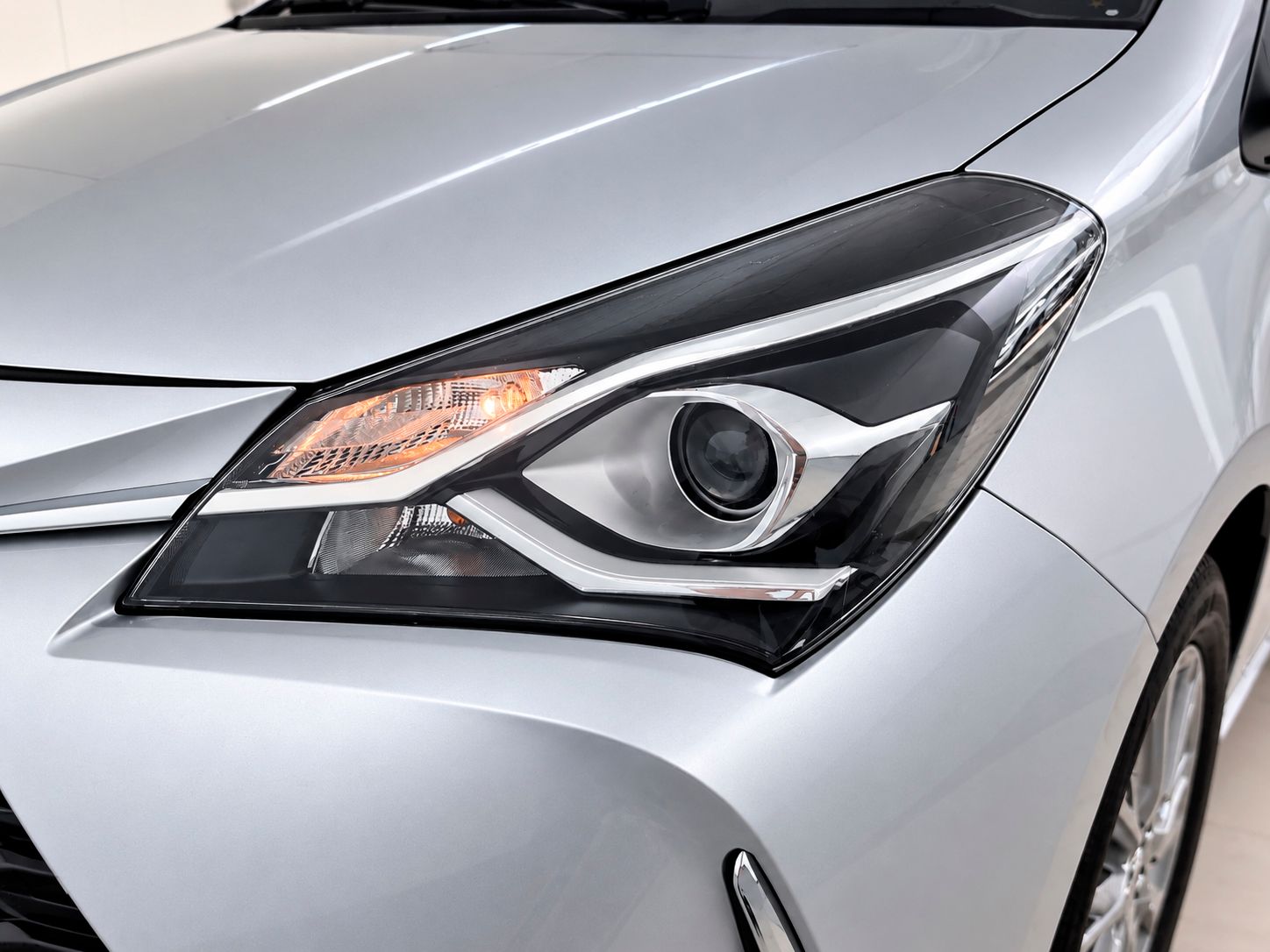 Toyota Yaris 1.5 Hybrid Active - foto 24