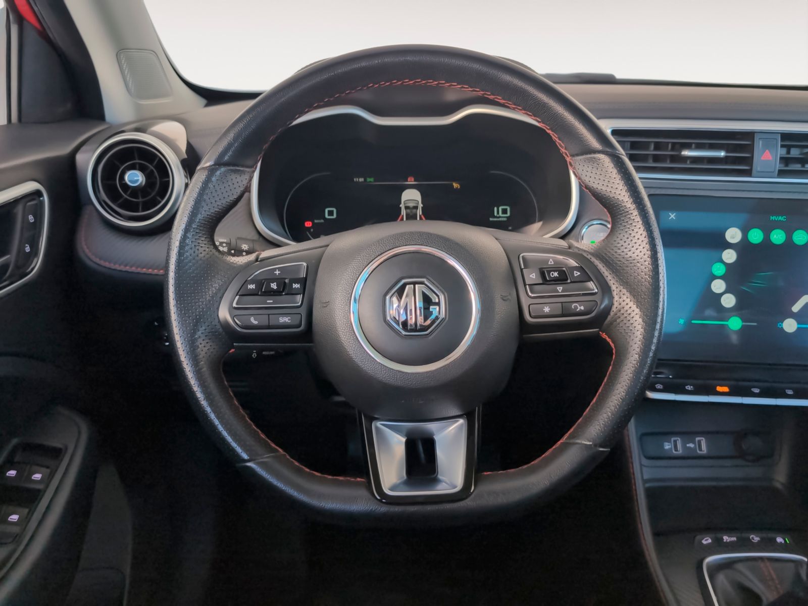MG ZS 1.0T Luxury - foto 9