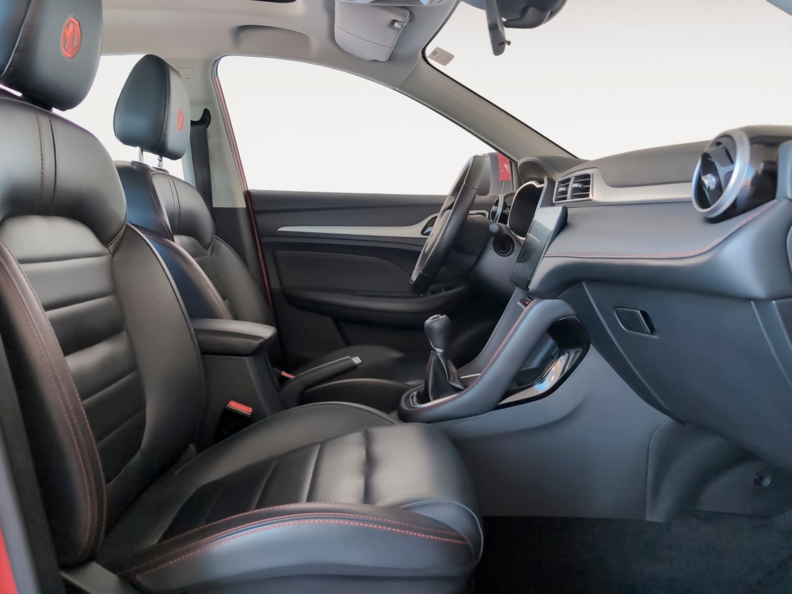 MG ZS 1.0T Luxury - foto 12