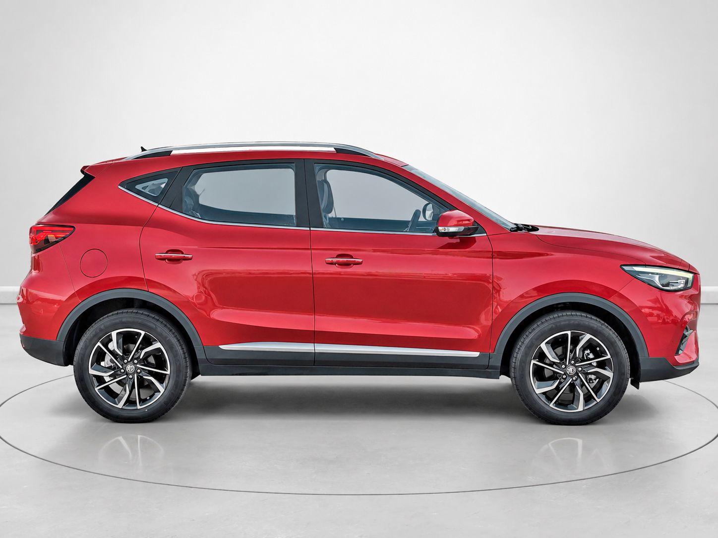 MG ZS 1.0T Luxury - foto 2