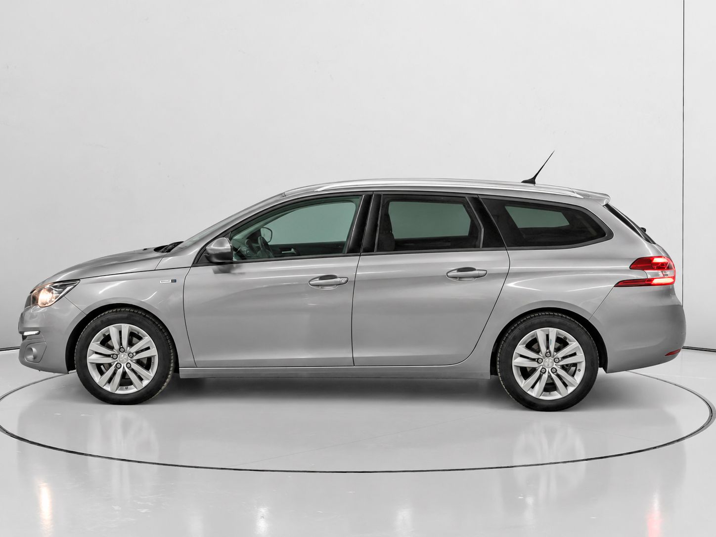 Peugeot 308 BlueHDi 120 Style - foto 6