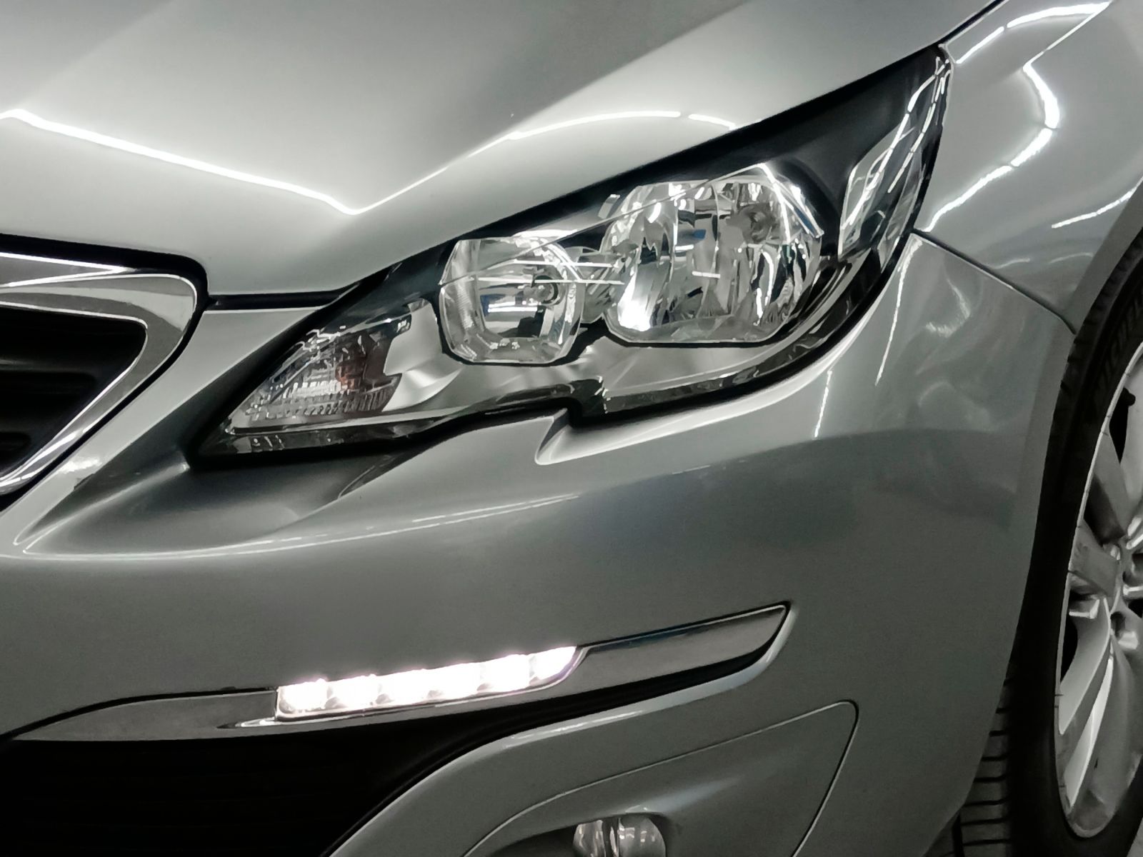 Peugeot 308 BlueHDi 120 Style - foto 22