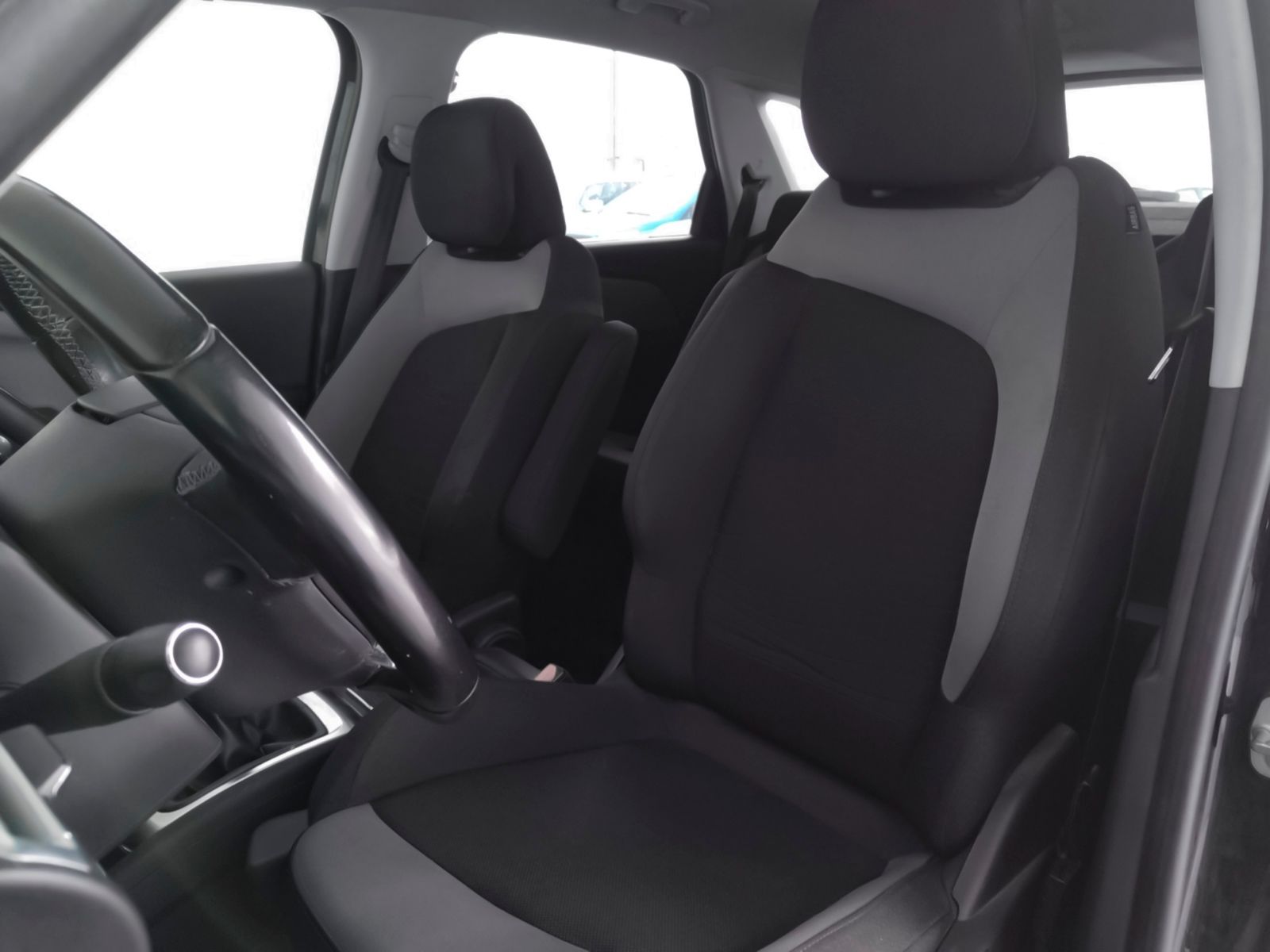 Citroën C4 Picasso PureTech 130 Intensive - foto 22