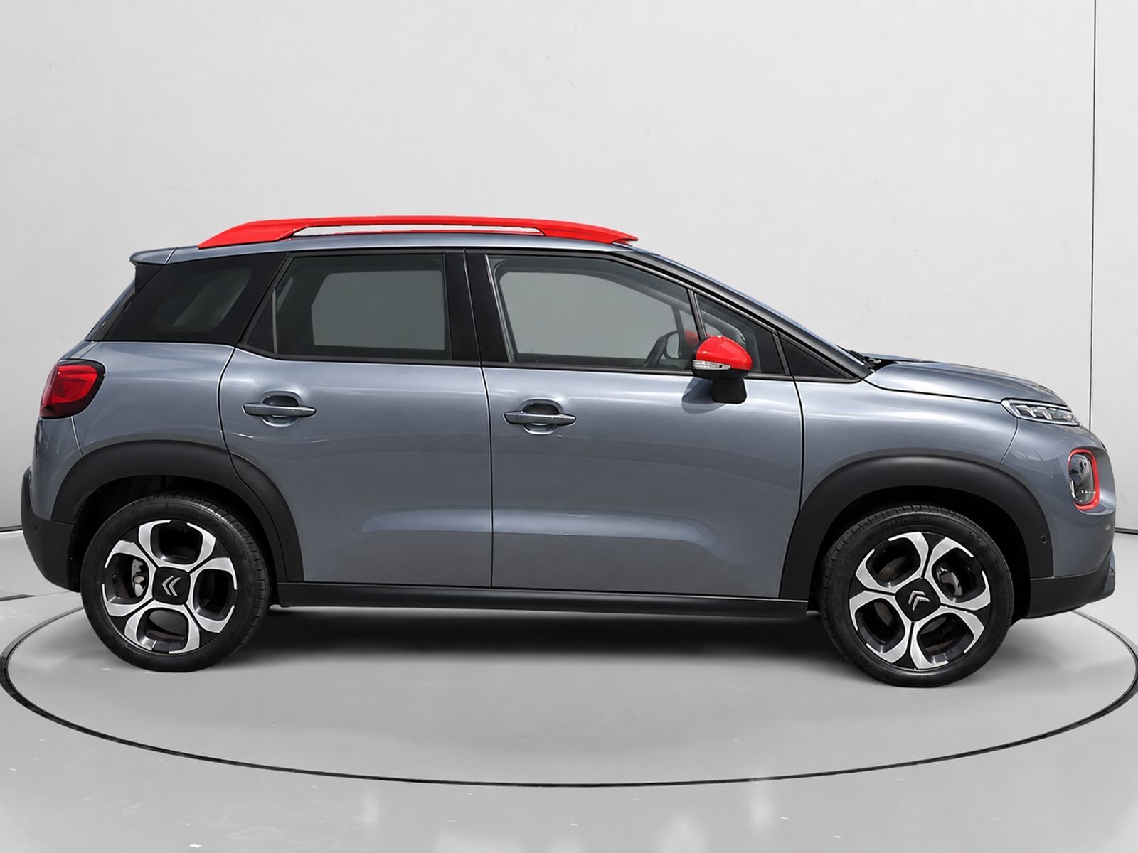 Citroën C3 Aircross BlueHDi 120 Shine - foto 2