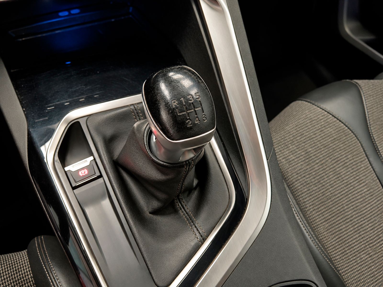 Peugeot 5008 BlueHDi 130 Allure - foto 15