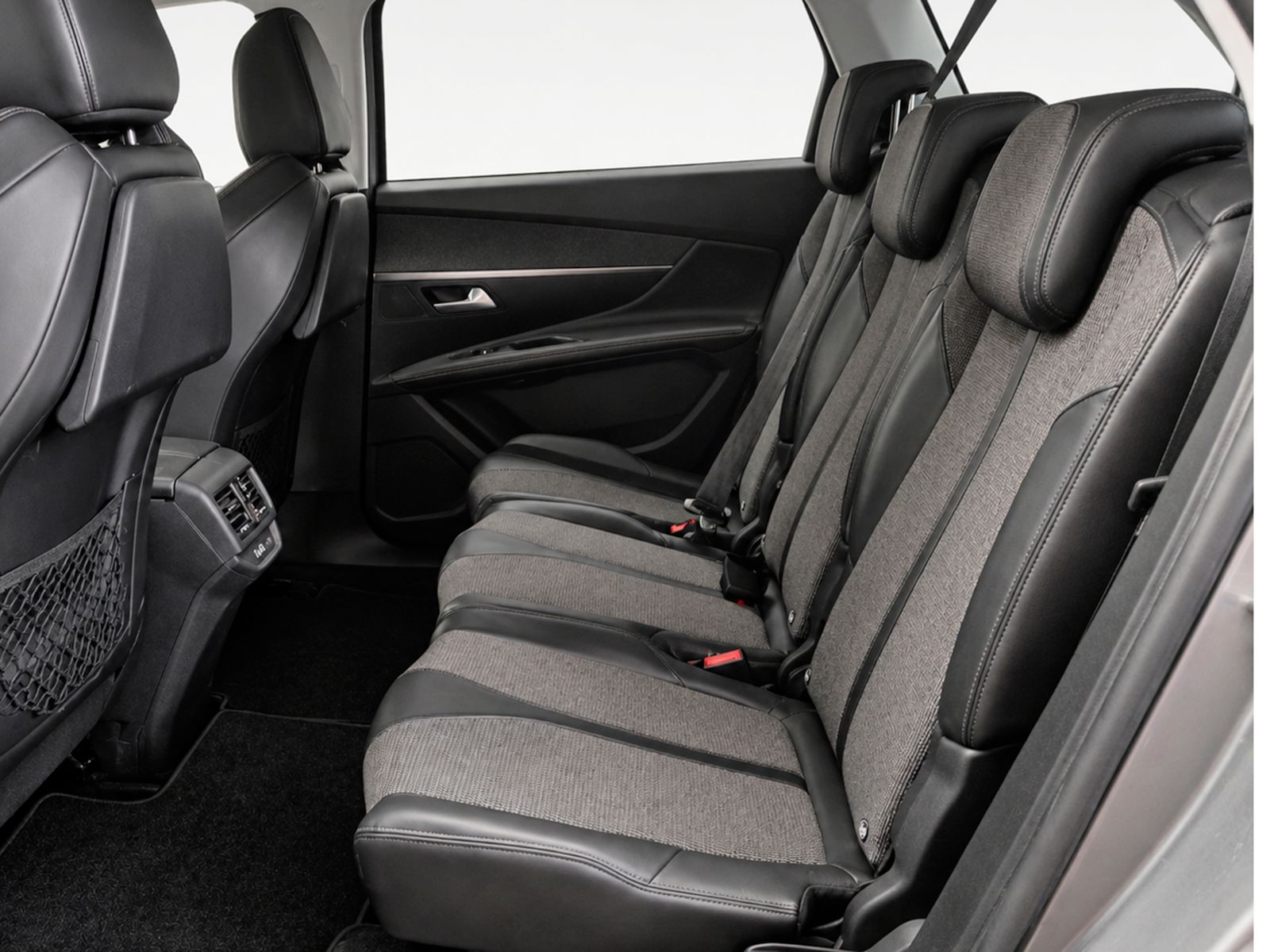 Peugeot 5008 BlueHDi 130 Allure - foto 12