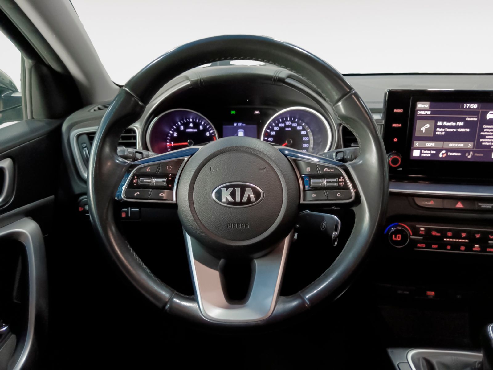 Kia Ceed 1.0 T-GDi Drive - foto 9