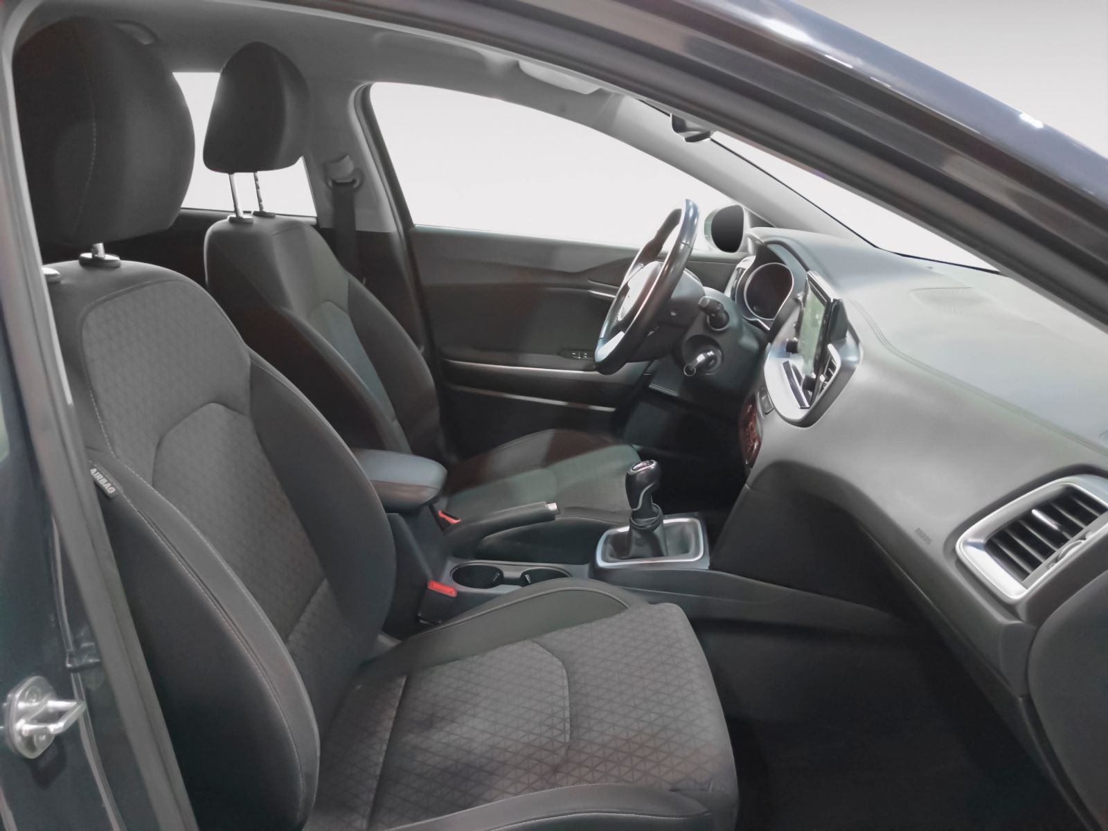Kia Ceed 1.0 T-GDi Drive - foto 12