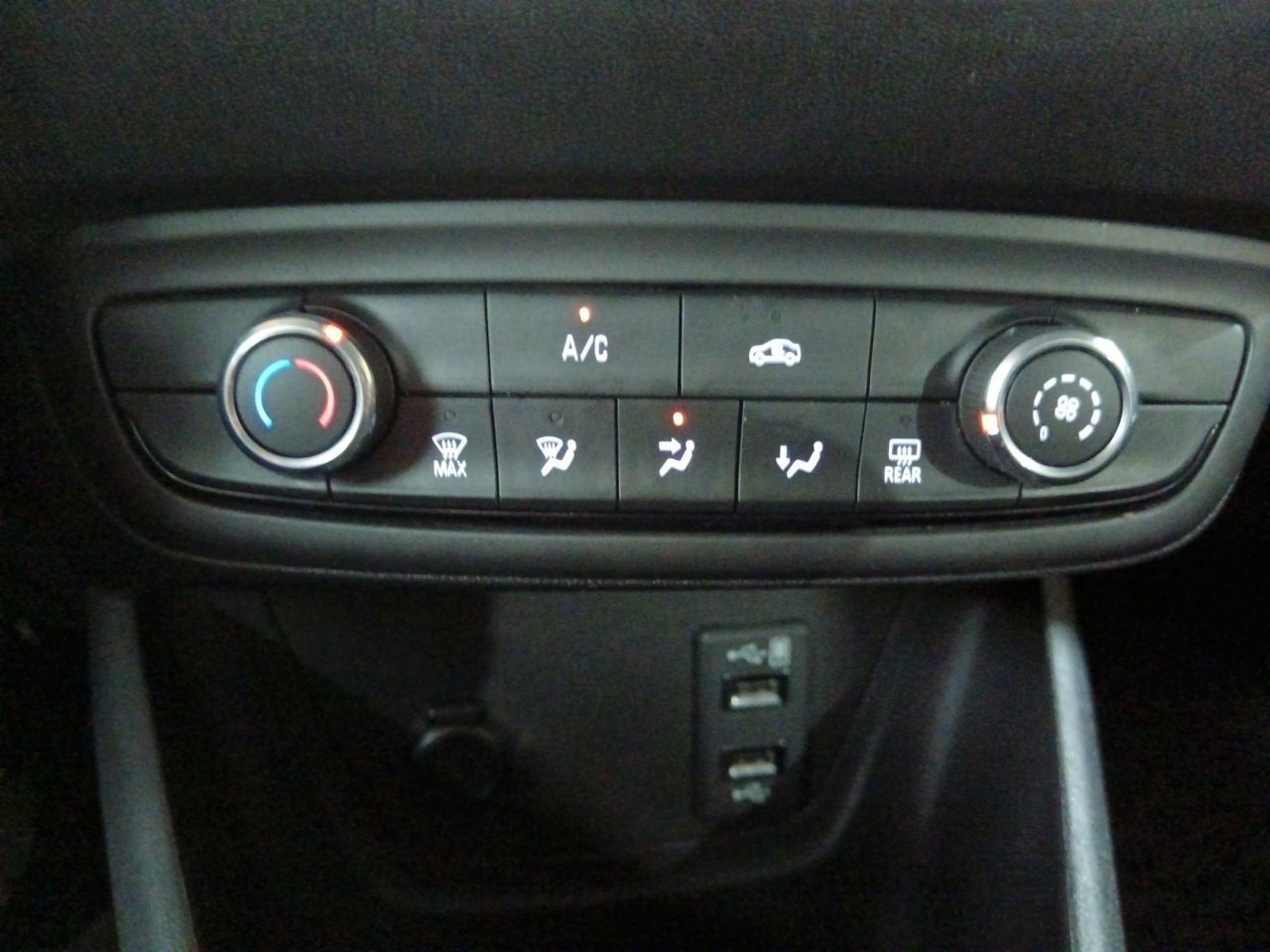 Opel Crossland 1.2 Edition - foto 19
