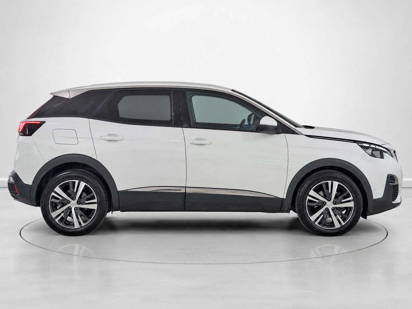 Peugeot 3008 BlueHDi 130 Allure - foto 2