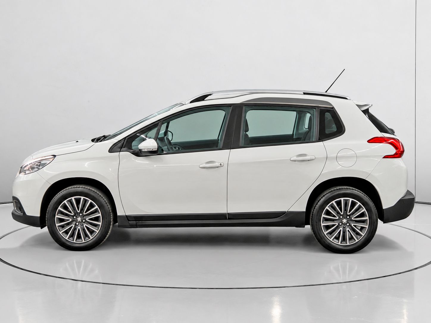 Peugeot 2008 e-HDI 92 Active - foto 6