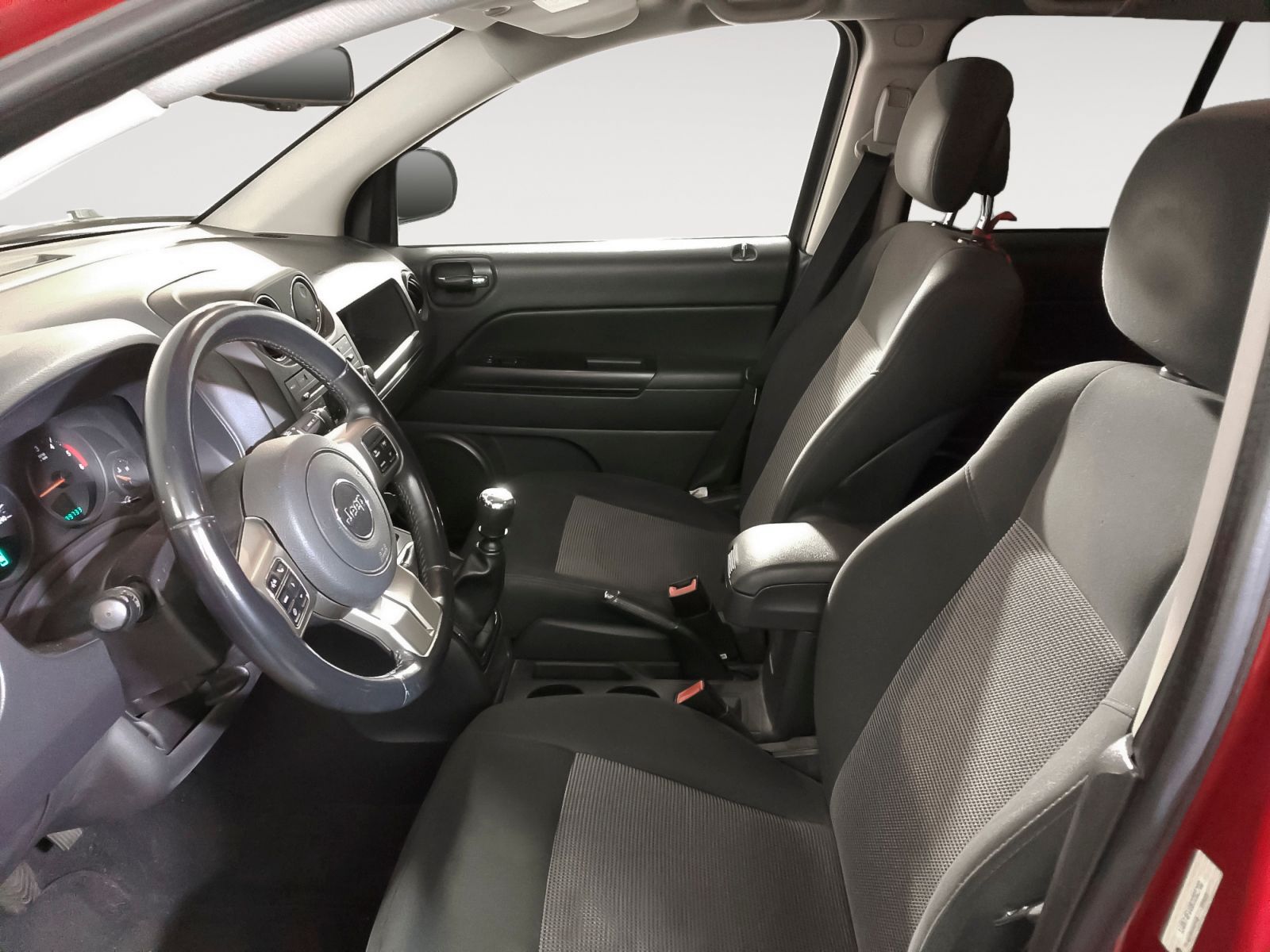 Jeep Compass 2.2 CRD Sport 4x2 - foto 10