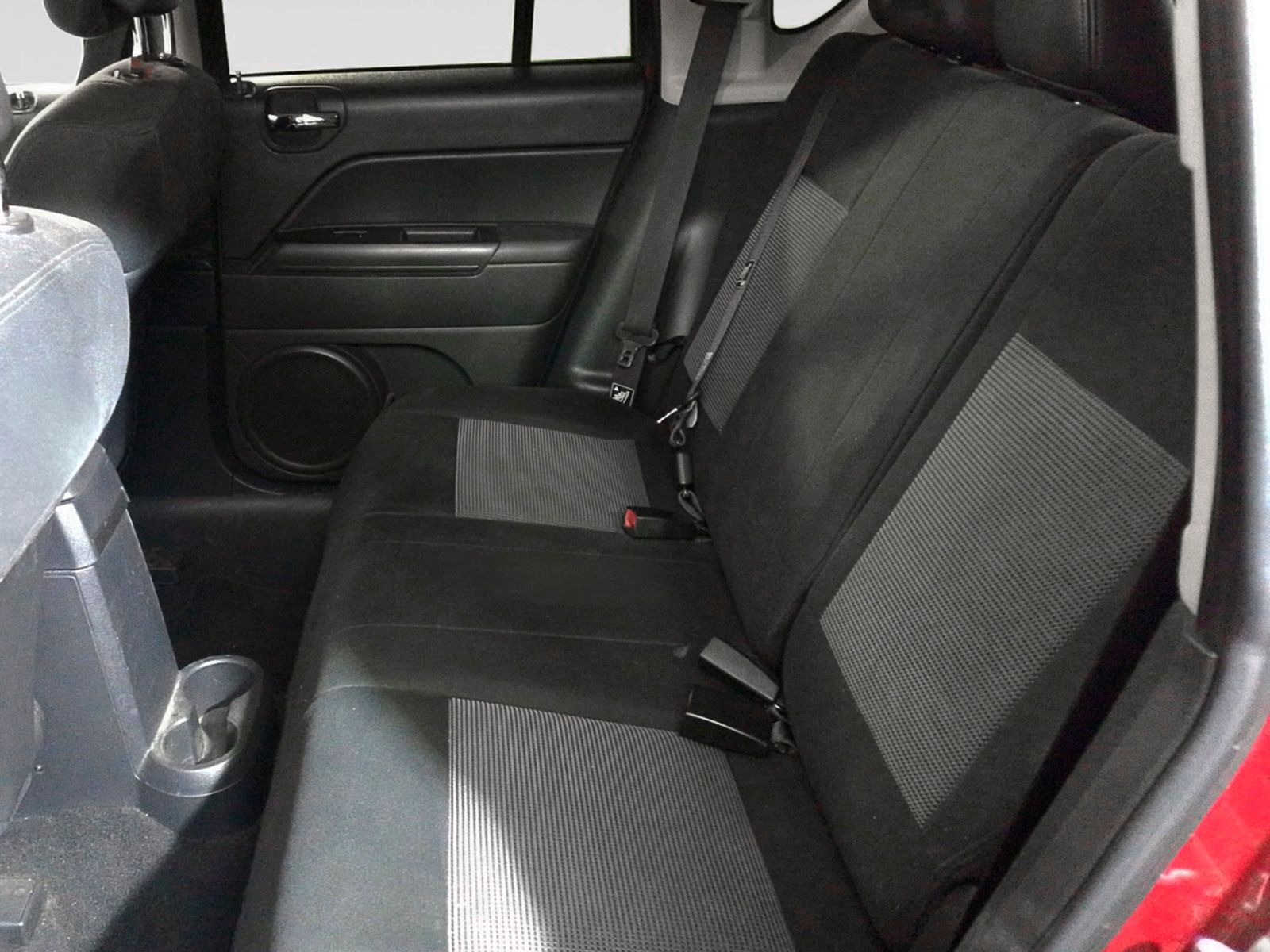 Jeep Compass 2.2 CRD Sport 4x2 - foto 11