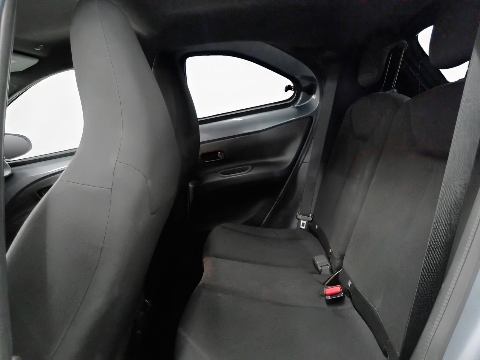 Toyota Aygo X 1.0 VVT-I Play - foto 11