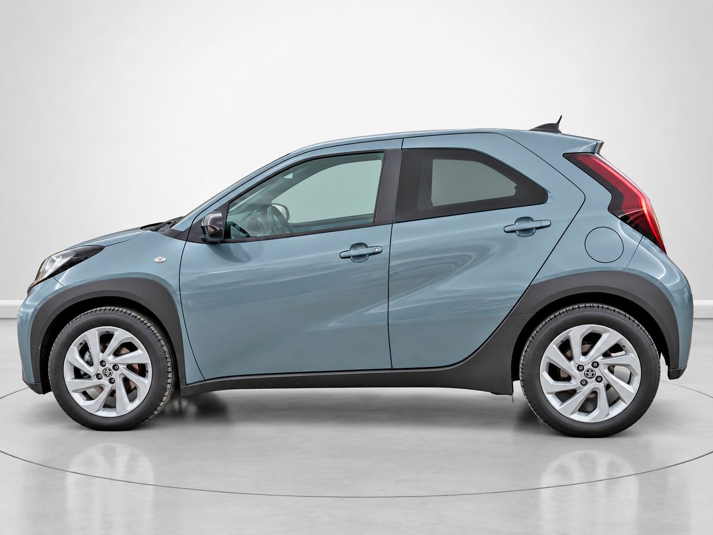 Toyota Aygo X 1.0 VVT-I Play - foto 6
