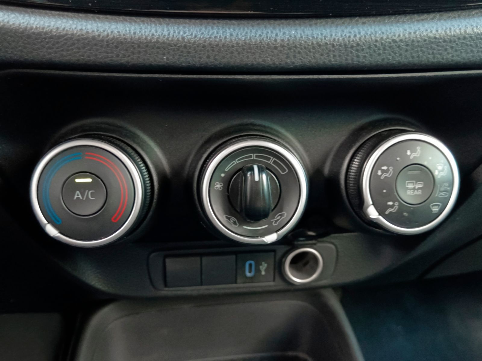 Toyota Aygo X 1.0 VVT-I Play - foto 20