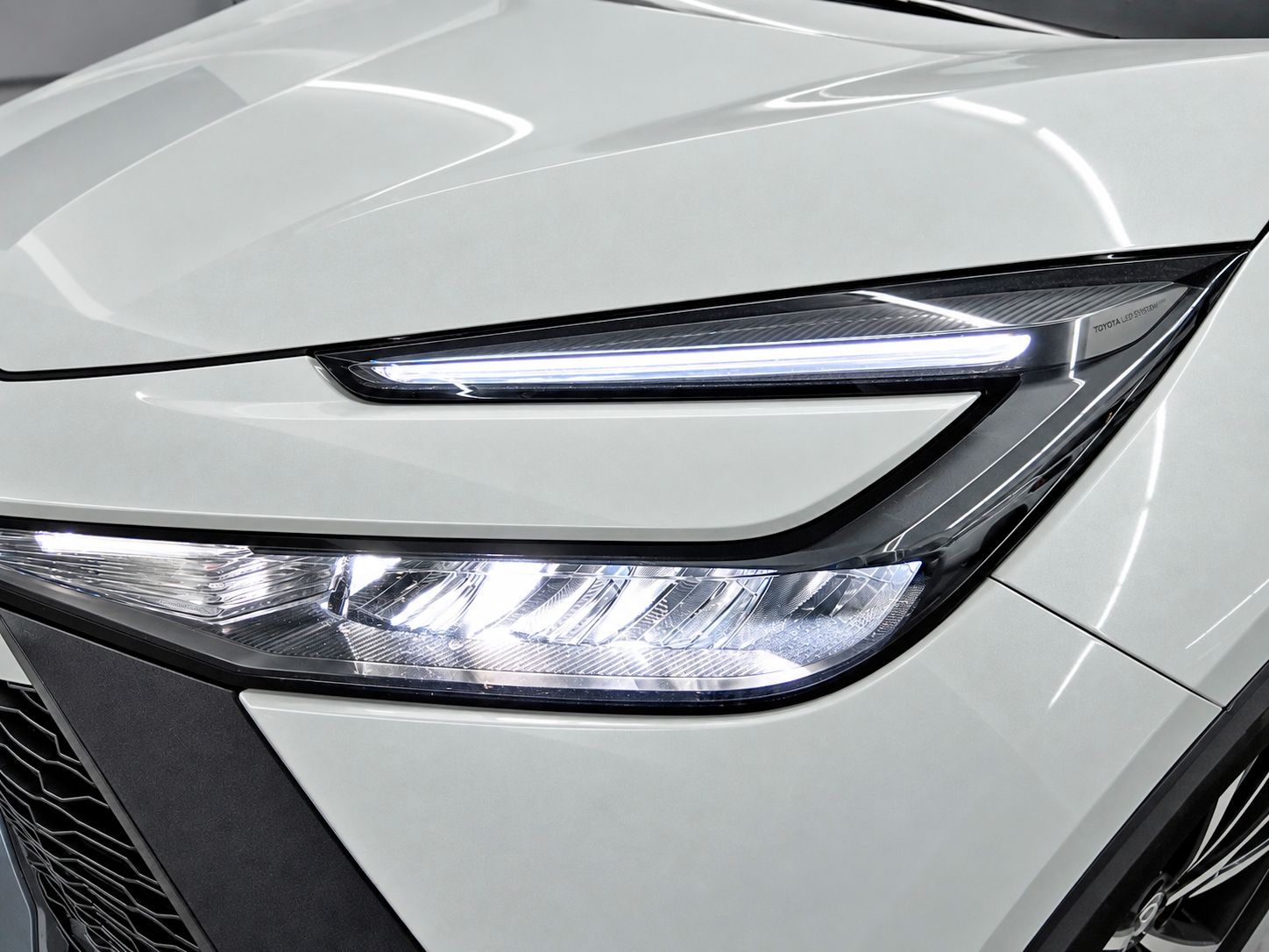 Toyota C-HR 140H Advance - foto 23