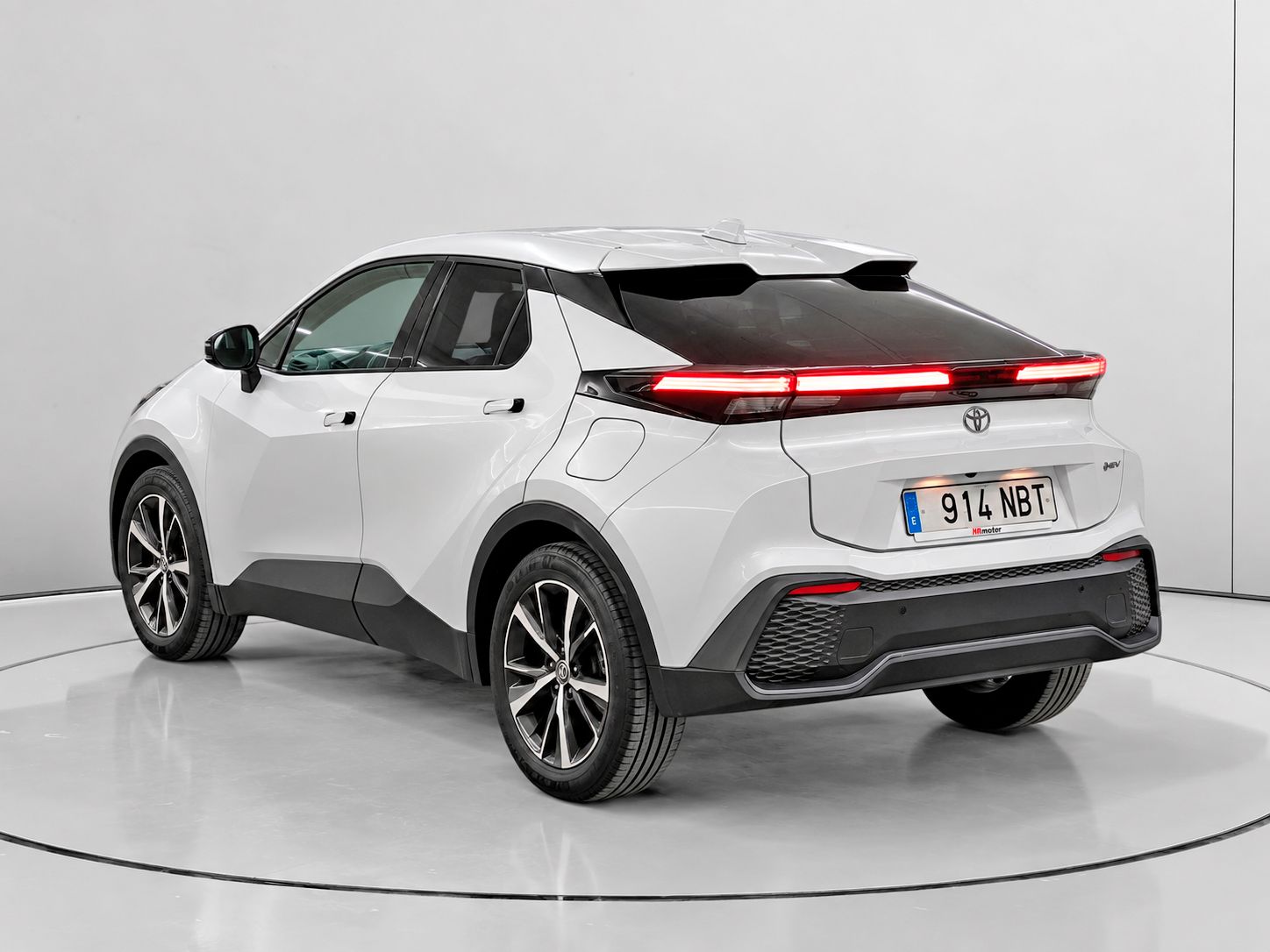 Toyota C-HR 140H Advance - foto 5