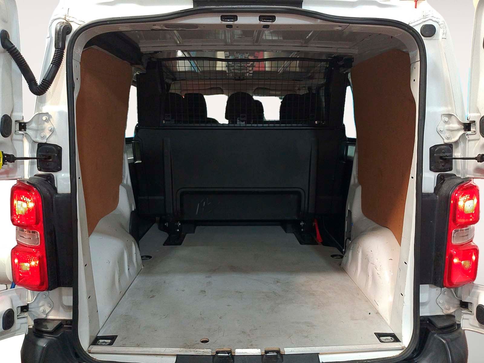 Fiat Scudo Furgon Doble Cabina Plegable 1.5 BlueHDi Easy L2 - foto 14