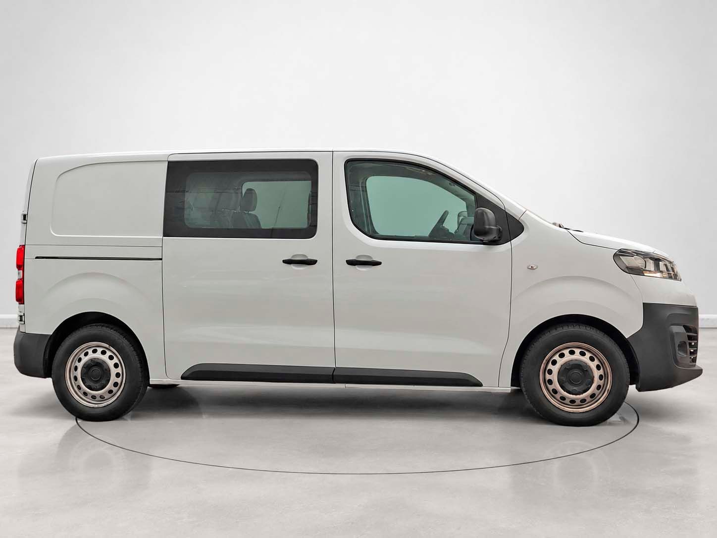 Fiat Scudo Furgon Doble Cabina Plegable 1.5 BlueHDi Easy L2 - foto 2