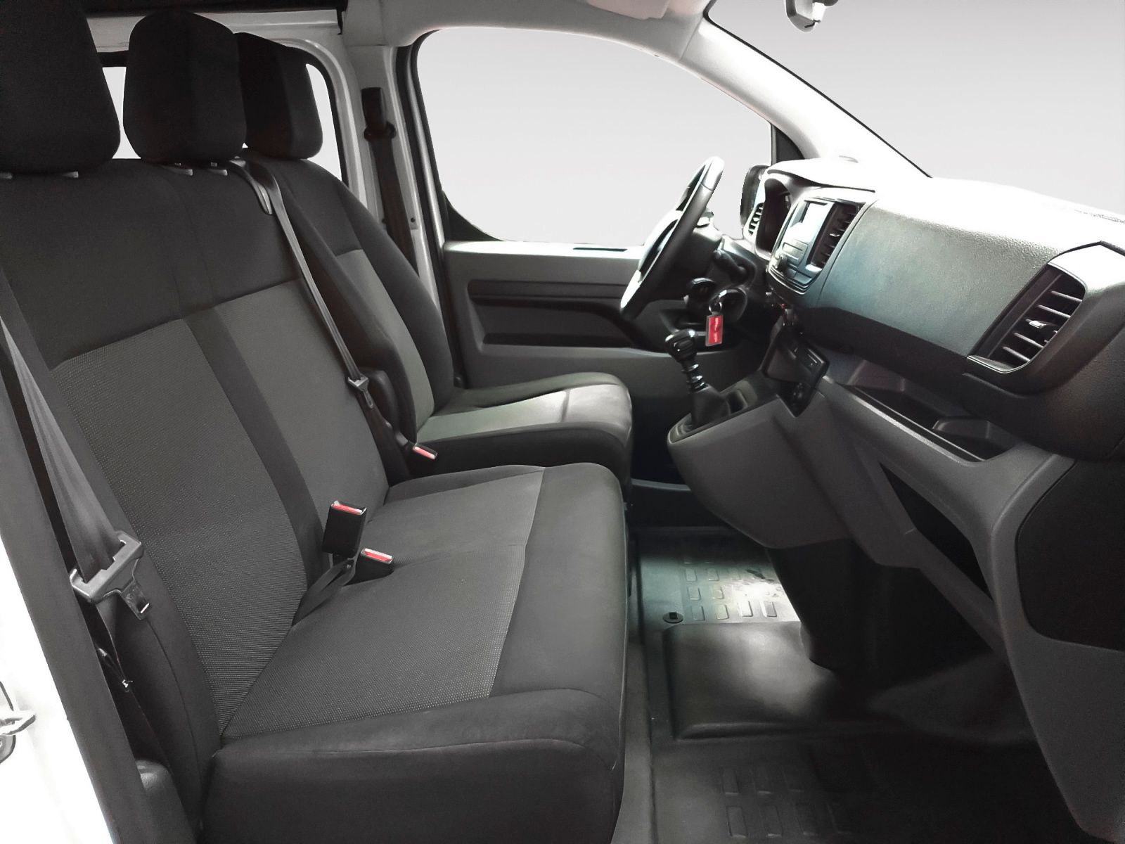 Fiat Scudo Furgon Doble Cabina Plegable 1.5 BlueHDi Easy L2 - foto 13