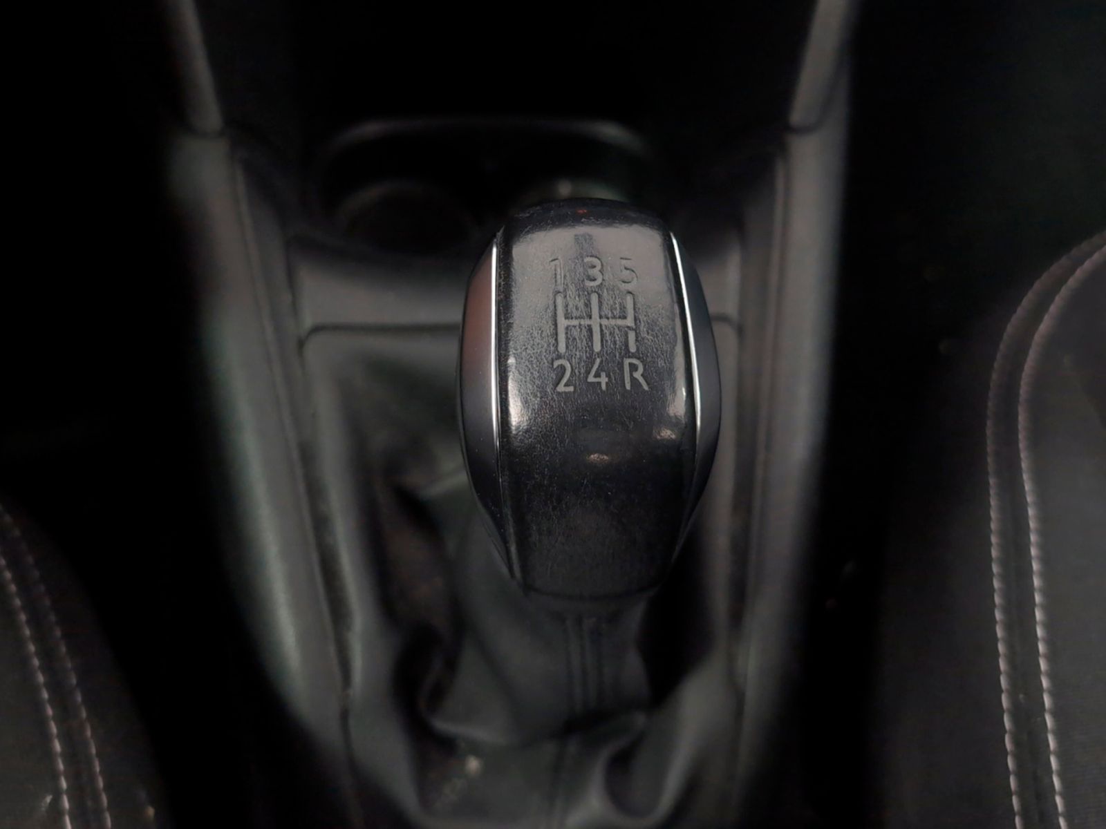 Peugeot 208 1.6 BlueHDi Allure - foto 14