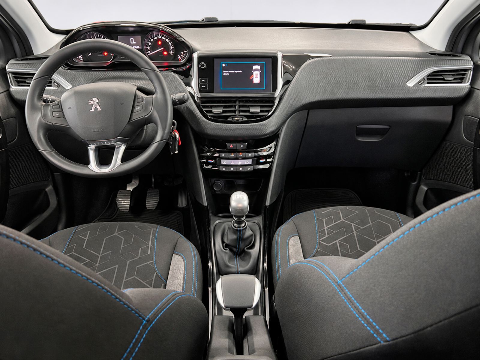 Peugeot 2008 PureTech 130 Signature - foto 8